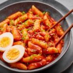 Banh-gao-cay-Tokbokki