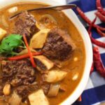 Ca-ri-Massaman-Thai-Lan
